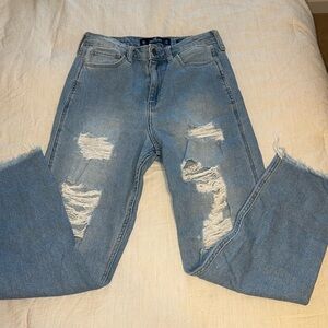 Hollister ultra high-rise mom Jean